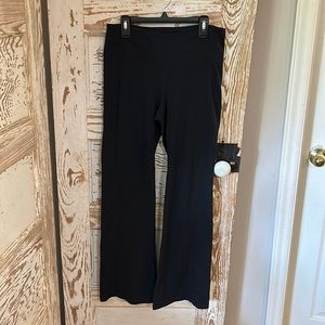 Athleta Revelation Wide Leg Mid Rise Black Yoga Pant